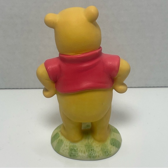 BNWT Vintage Winnie the Pooh bisque figurine Classic Winnie the Pooh collection - Picture 4 of 8